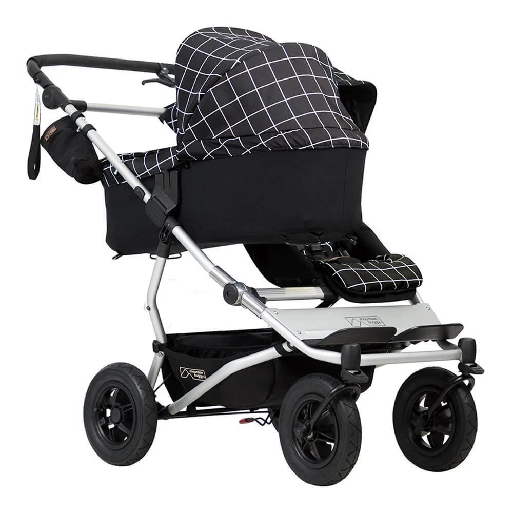 Mountain Buggy Duet V3 Stroller + Carrycot 1 Mountain Buggy Duet V3 Stroller + Carrycot