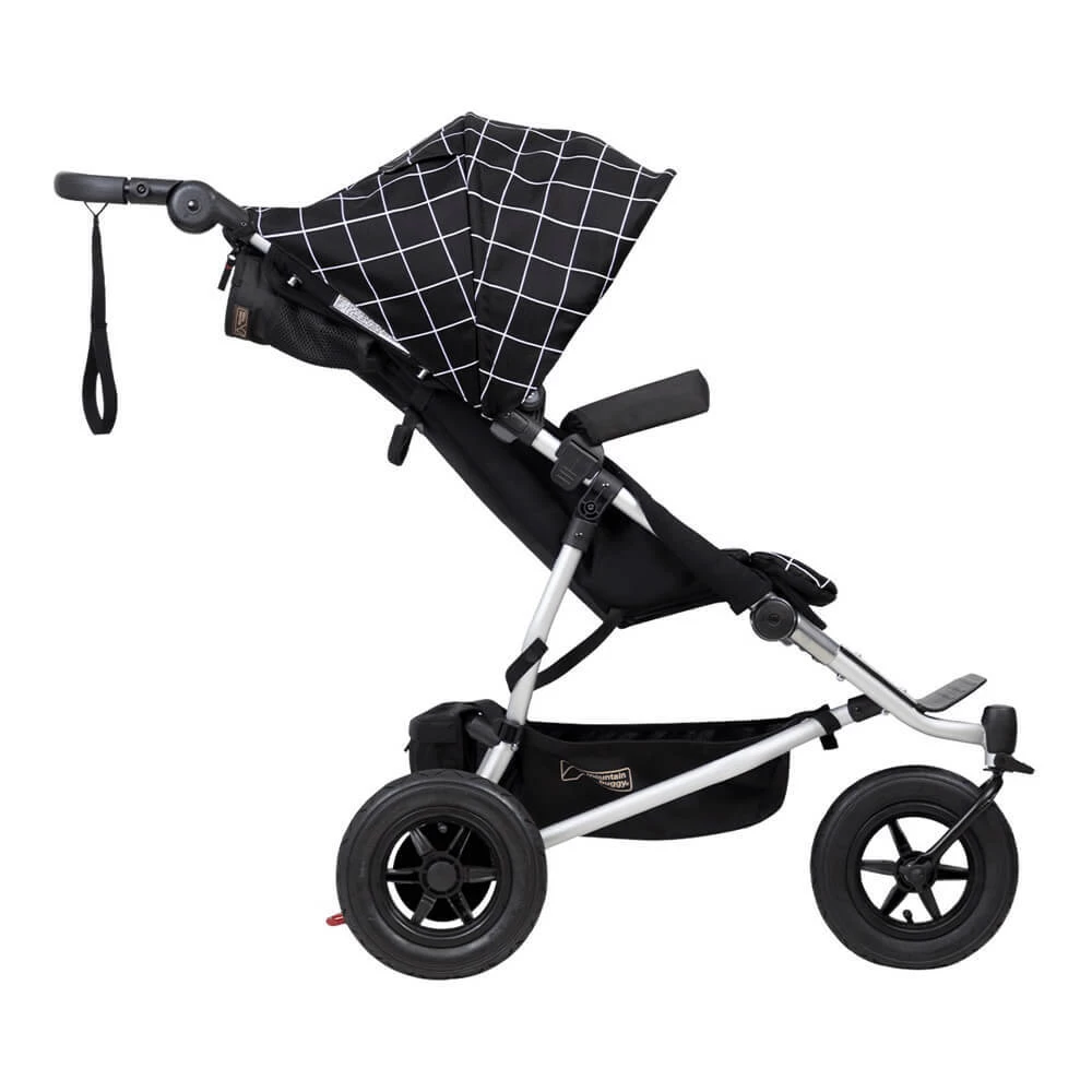 Mountain Buggy Duet V3 Stroller + Carrycot 4 Mountain Buggy Duet V3 Stroller + Carrycot - Image 4
